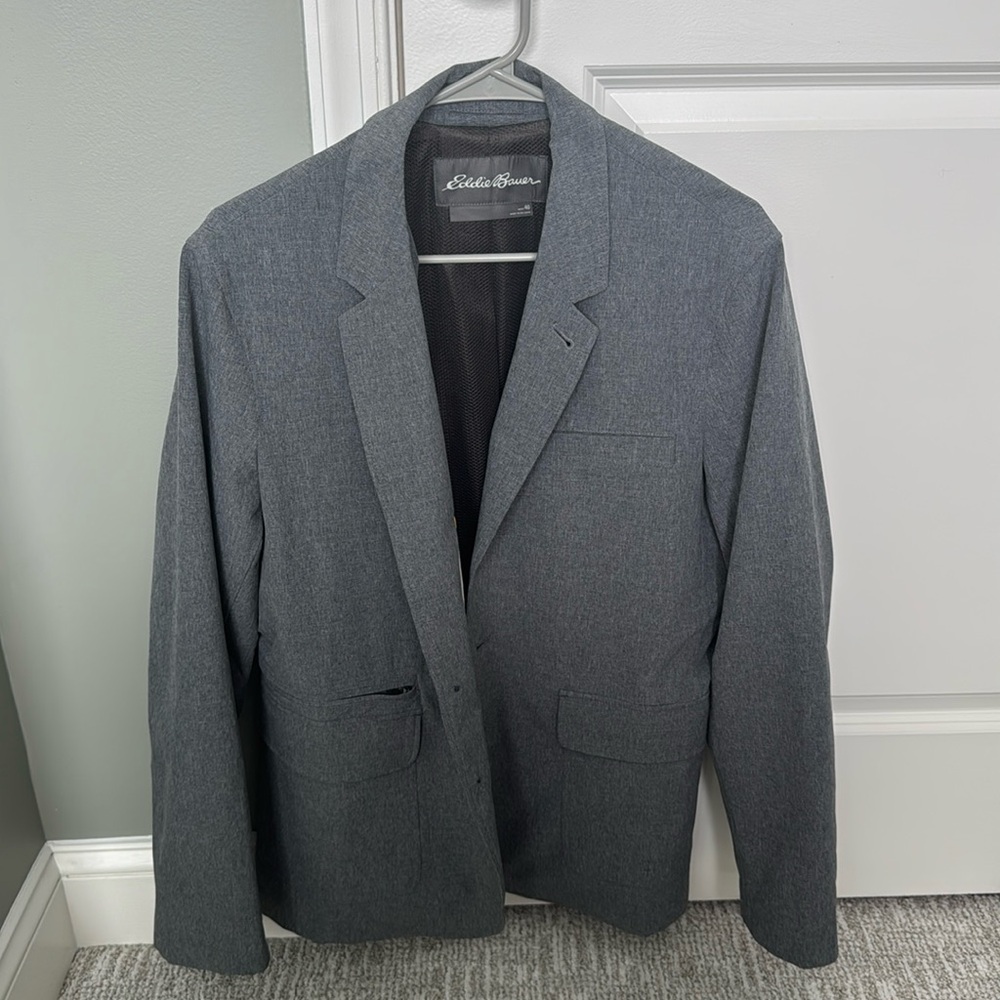 NWOT Eddie Bauer Men’s Ultimate Voyager Travel Blazer